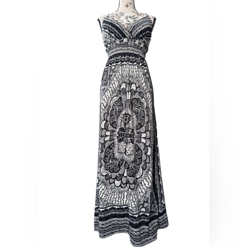 Vintage 90’s She’s Cool Black and White Maxi Dress Size Small